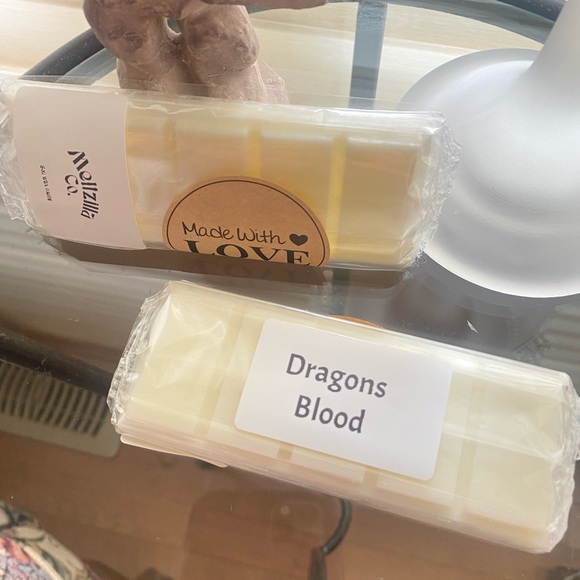 Dragon’s Blood 100% Soy Wax Melts - Picture 4 of 10